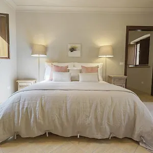Alojamento de Acomodação e Pequeno-almoço Palazzo Bibirria